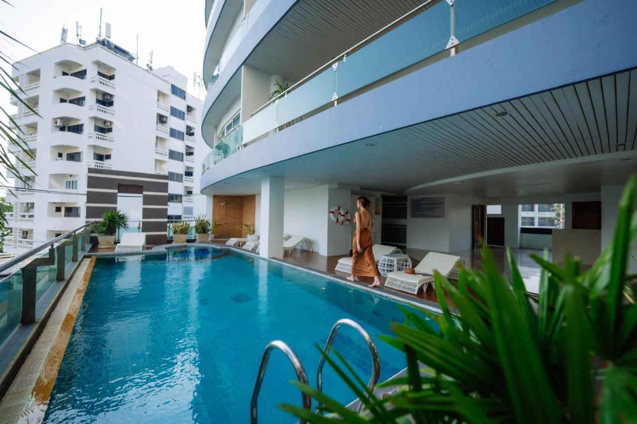 Royal Beach View Pattaya Ngoại thất bức ảnh